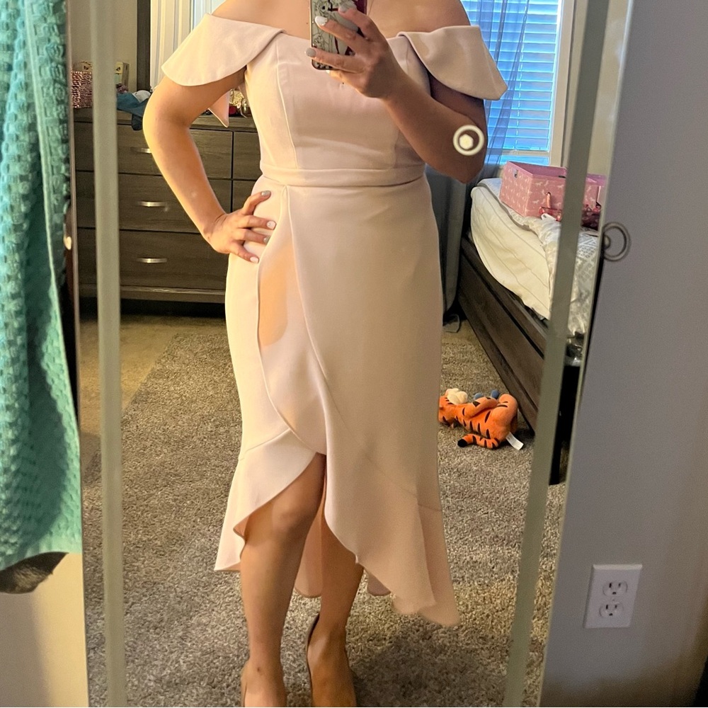 Color-Taupe-Size 4